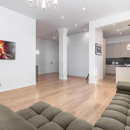 A++ Executive With Luxury Sauna