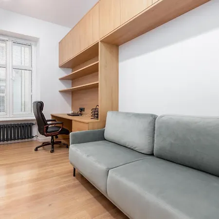 A++ Executive With Luxury Sauna Apartment