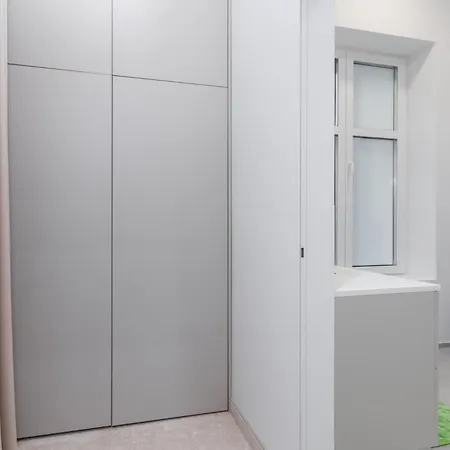 A++ Executive With Luxury Sauna *