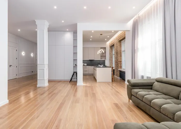 A++ Executive With Luxury Sauna Apartment