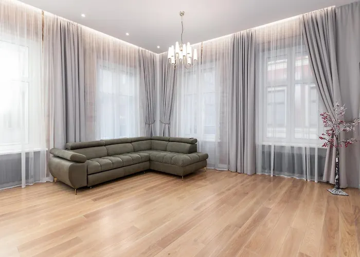 A++ Executive With Luxury Sauna Apartment *