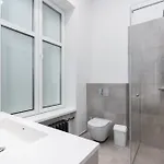 A++ Executive With Luxury Sauna Apartment *